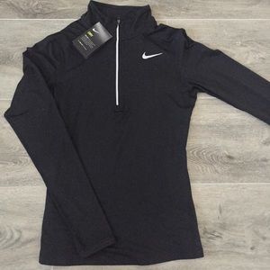 NWT Nike quarter zip